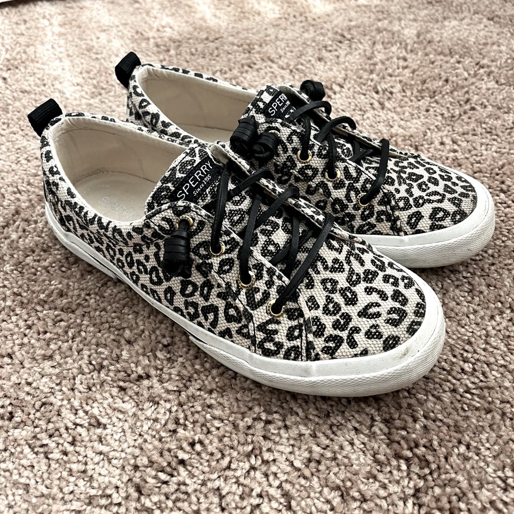 Sperry leopard shoes